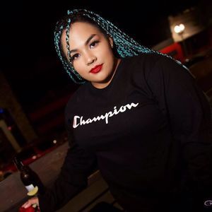 Meet your Posher, Ashley